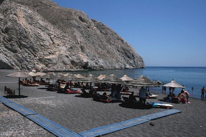 Perissa beach in Santorini